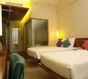 Gallery Hotel
